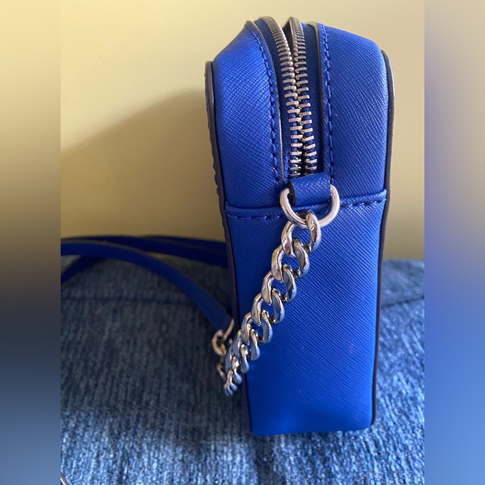 Michael Kors 💙 Vibrant Blue 💙 Jet Set Crossbody Bag - Picture 5 of 11
